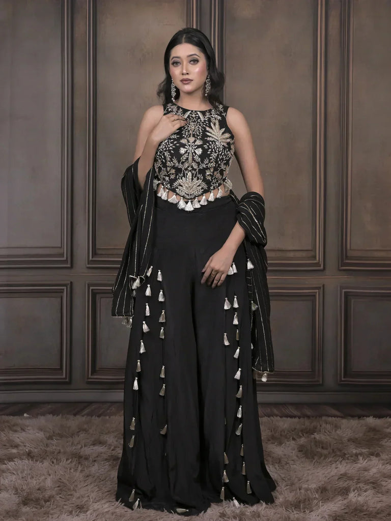 The Ultimate Fashion & Wedding Shopping Guide in Bhopal: Where Elegance Meets Tradition โจ