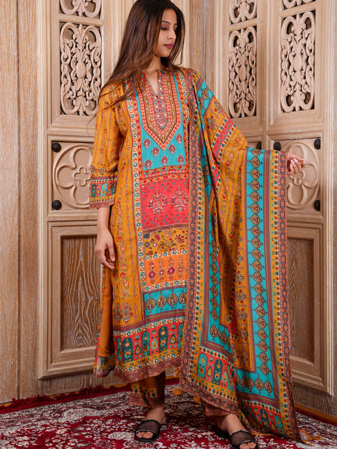 Kurti Set