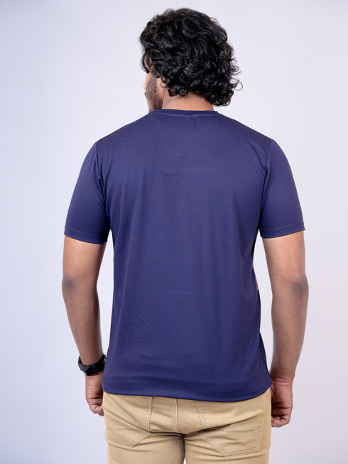 Men Navy And Pink Solid Regular Fit Casual T-Shirt