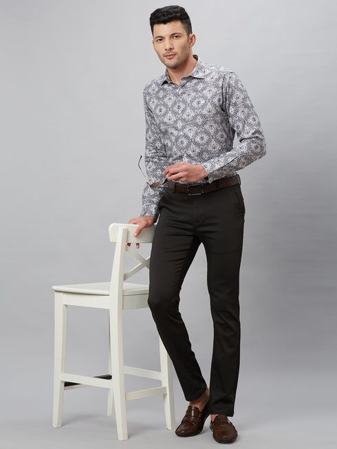 Mens Grey Geometric Printed Shirt With Full Sleeves And Spread Collar