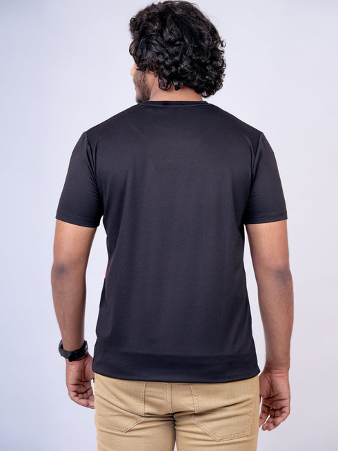 Men Black And Red Solid Regular Fit Casual T-Shirt