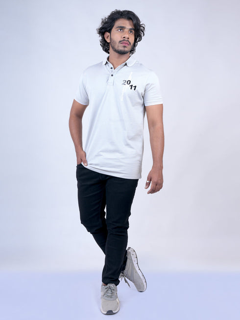 Men Grey Typography Print Regular Fit Casual T-Shirt