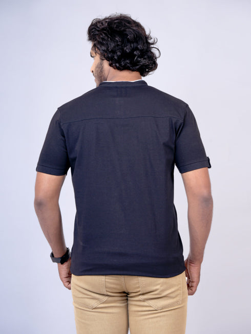 Men Black Striplin Casual T-Shirt