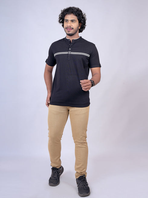 Men Black Striplin Casual T-Shirt