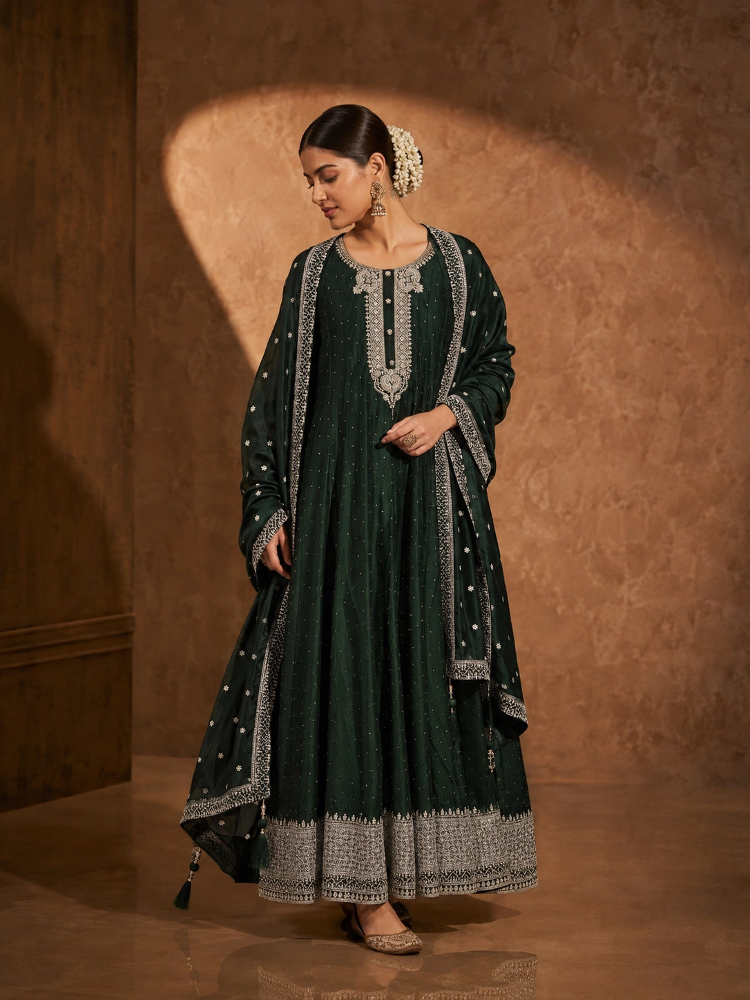 Elegant Emerald Green Embroidered Anarkali Suit Set