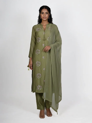 Women ivory festive outfit