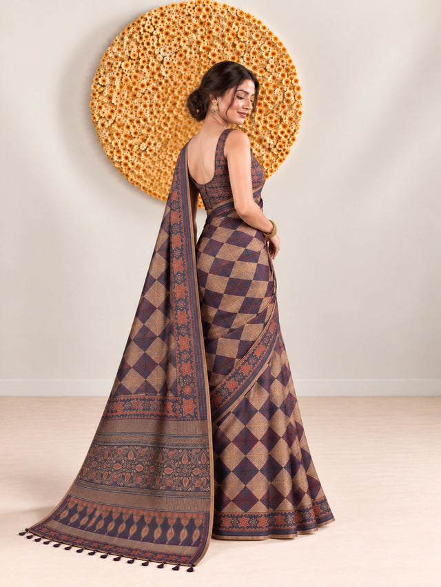 Elegant Plum Patterned Saree with Intricate Borders