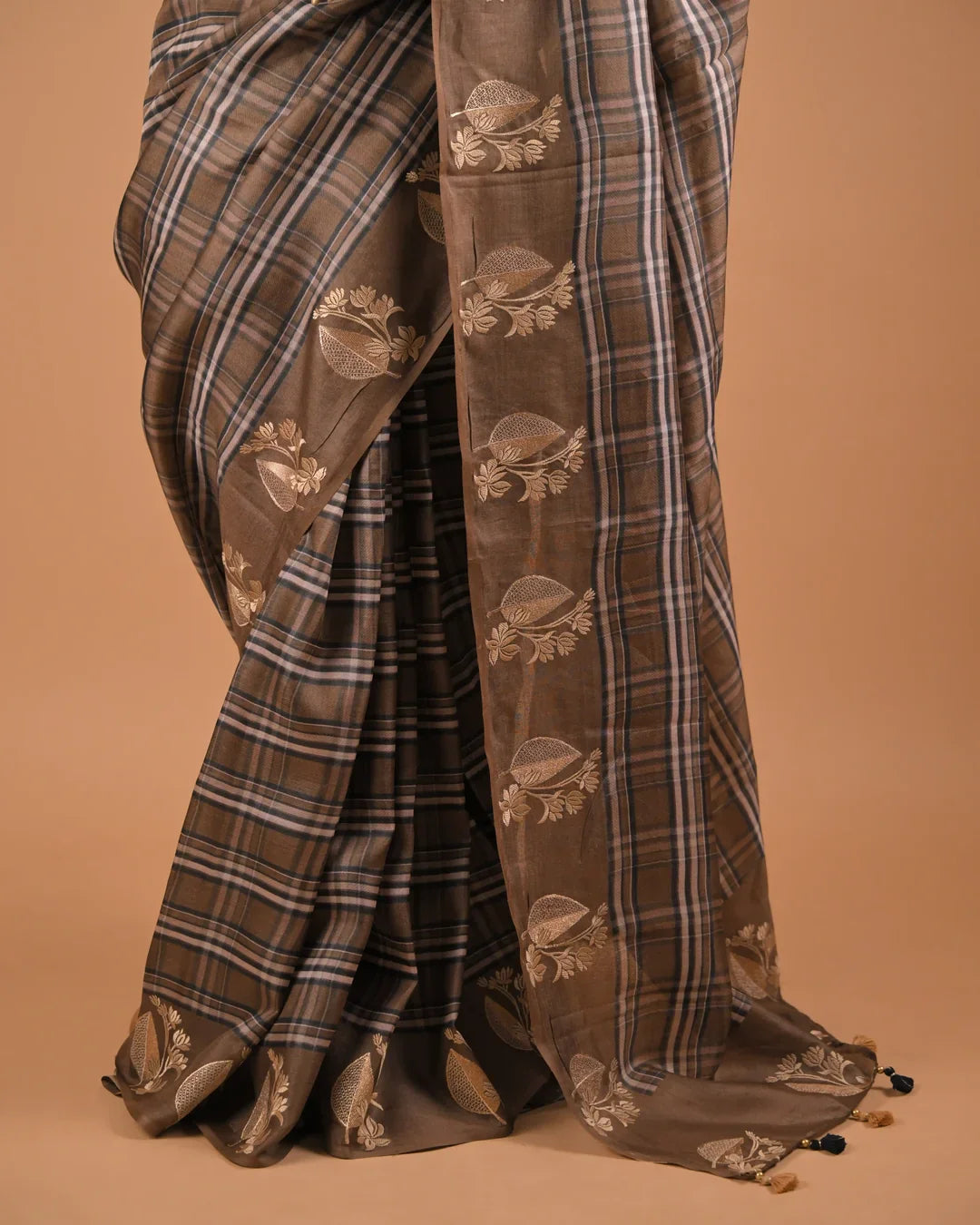 Brown Checkered Designer Saree with Zari Motifs